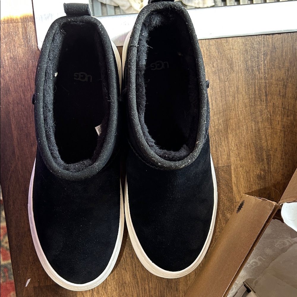 UGG Black Ankle Boots with White Sole - Picture 15 of 16